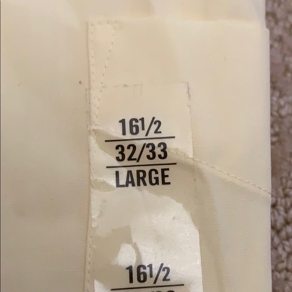 NWOT Dress shirt Men’s 16 1/2 wrinkle free Large - Picture 2 of 3